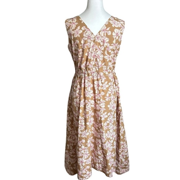 GAP Women MIDI HANKERCHIEF HEM DRESS Floral  multicolor Size L Petite - Picture 4 of 17